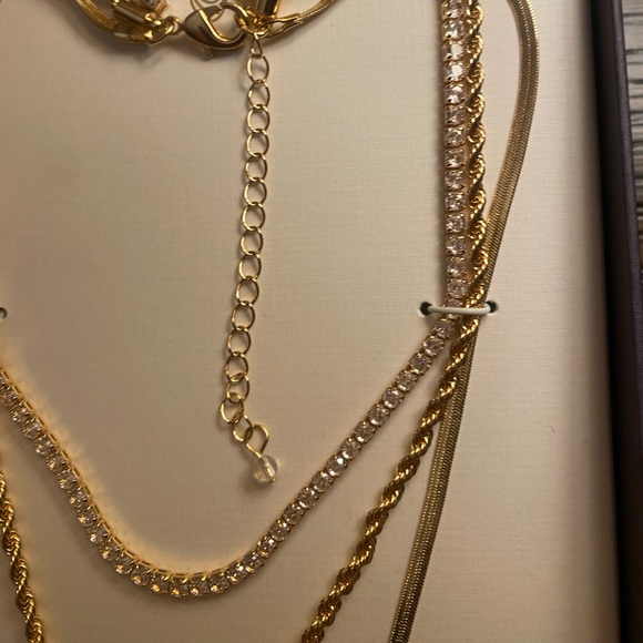 NEW House of Harlow 1960 gold triple chain layered necklace - Picture 4 of 6